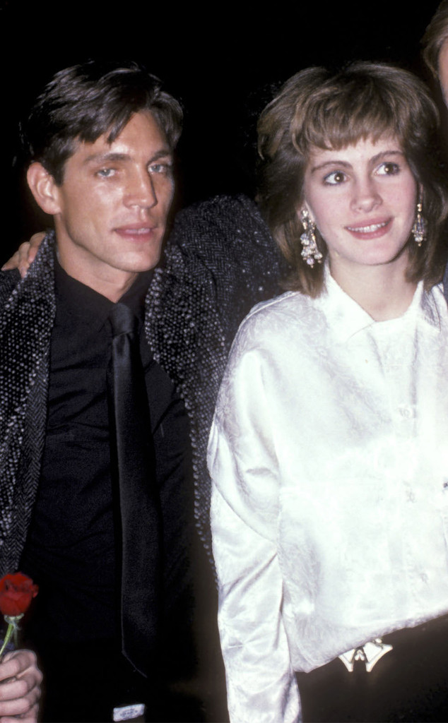 Eric Roberts Reflects on His Estrangement From Julia Roberts E! News